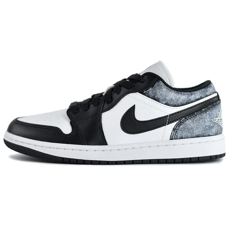 Jordan Air Jordan 1 Slip Resistant, Abrasion Resistant, Breathable Low top Vintage Basketball Shoes Women's Black White