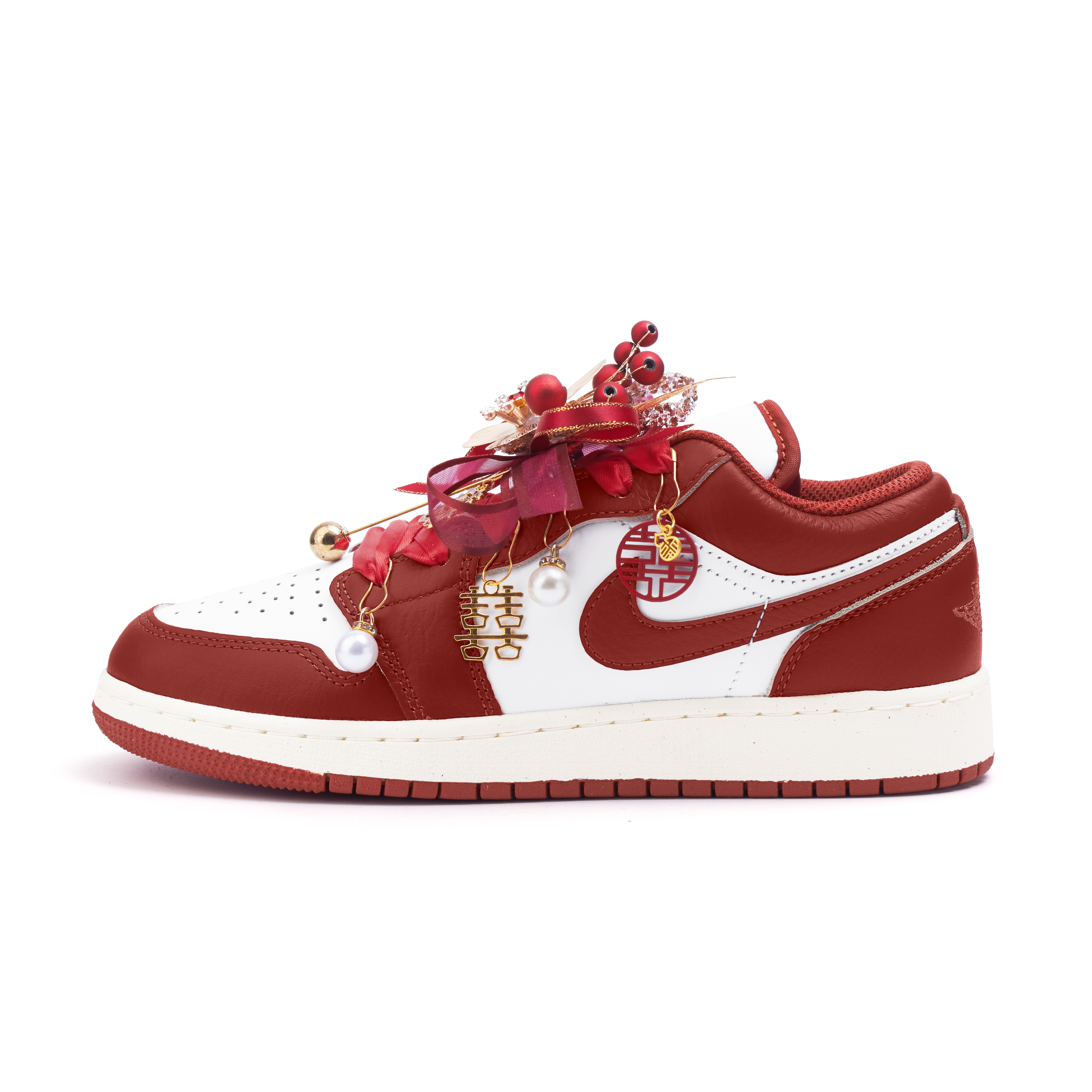 Jordan Air Jordan 1 Slip Resistant Abrasion Resistant Low top Vintage Basketball Shoes Women’s Red
