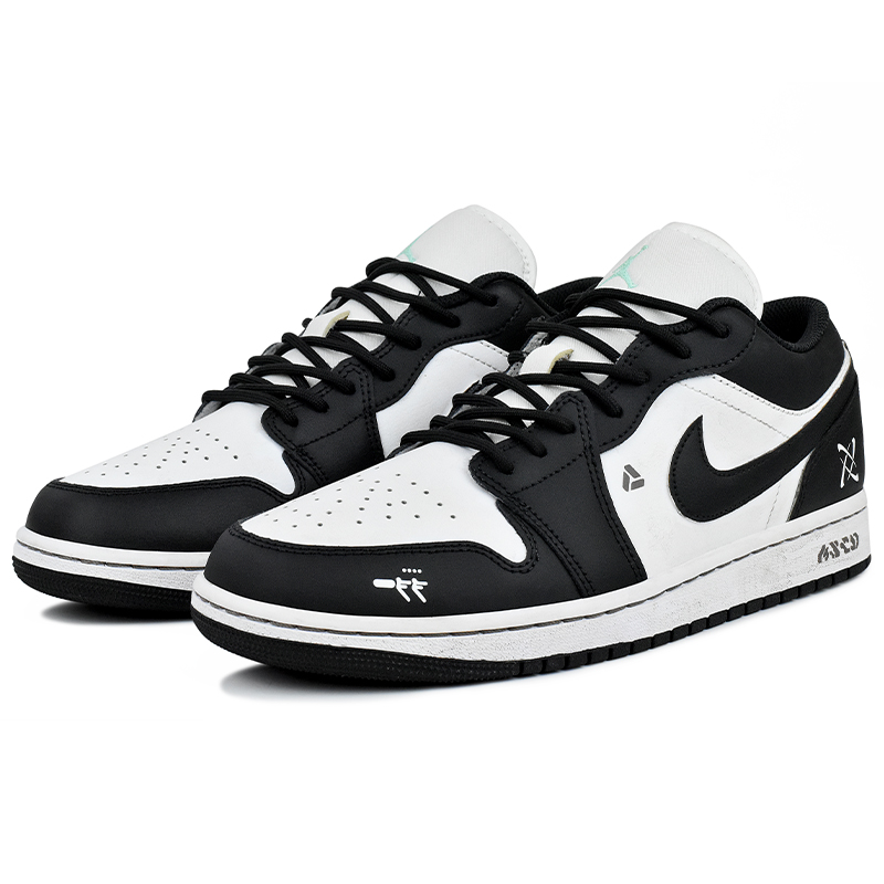 Jordan Air Jordan 1 Abrasion Resistant Low top Vintage Basketball Shoes Men’s Black White