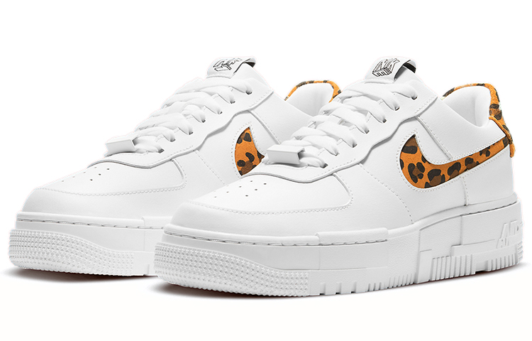 Женские кроссовки Nike Air Force 1 Pixel (белый) — фото 3