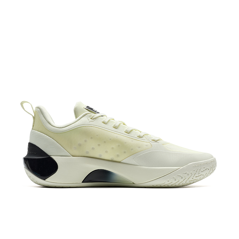 XTEP Light Attack 3 Slip Resistant Abrasion Resistant Low top Basketball Shoes Men’s Yellow Green Black