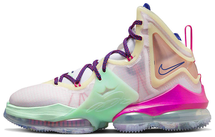 Nike Lebron 19 \"Valentine's Day\" James 19 All-Star Round Head Comfort Fabric Synthetic Leather TPU Wrapped Shoes Middle Gang Practical Basketball Shoes Men's White and Green Pink Foreign Version