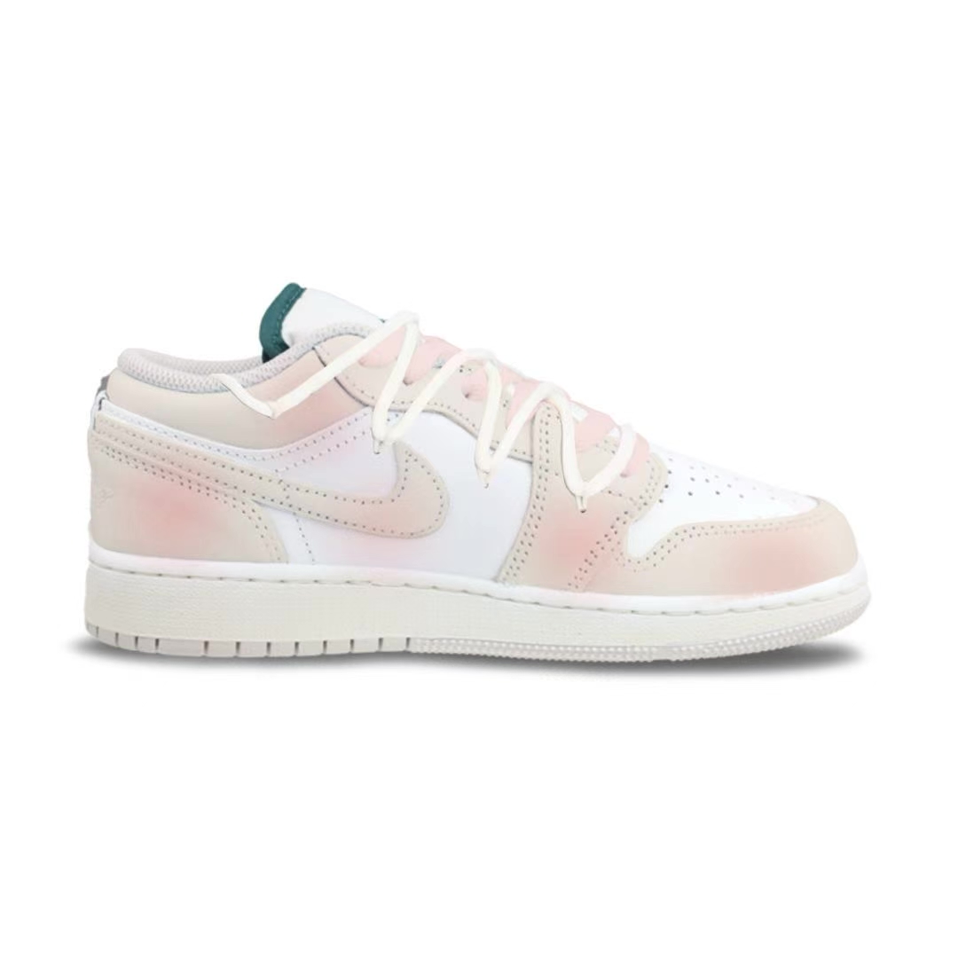 Jordan Air Jordan 1 Abrasion Resistant Abrasion Resistant Low top Vintage Basketball Shoes Unisex Ecru