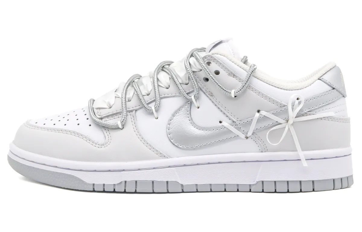 Nike Dunk Leather Low top Skateboard Shoes GS White Silver