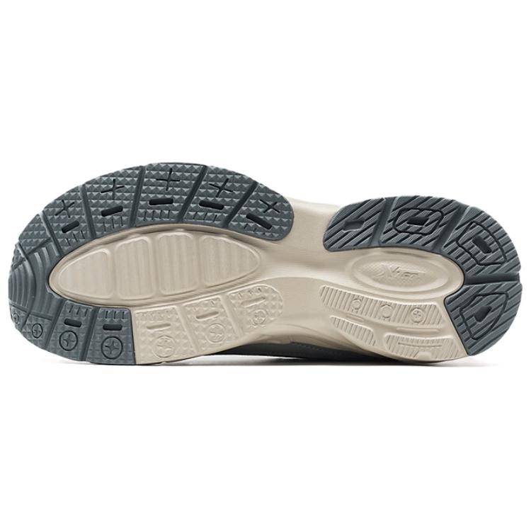 XTEP Lightweight Abrasion Resistant Low top Hiking Shoes Men’s Gray
