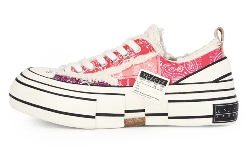 VESSEL G.O.P. Valentine Paisleys Low top Canvas Shoes Unisex Red