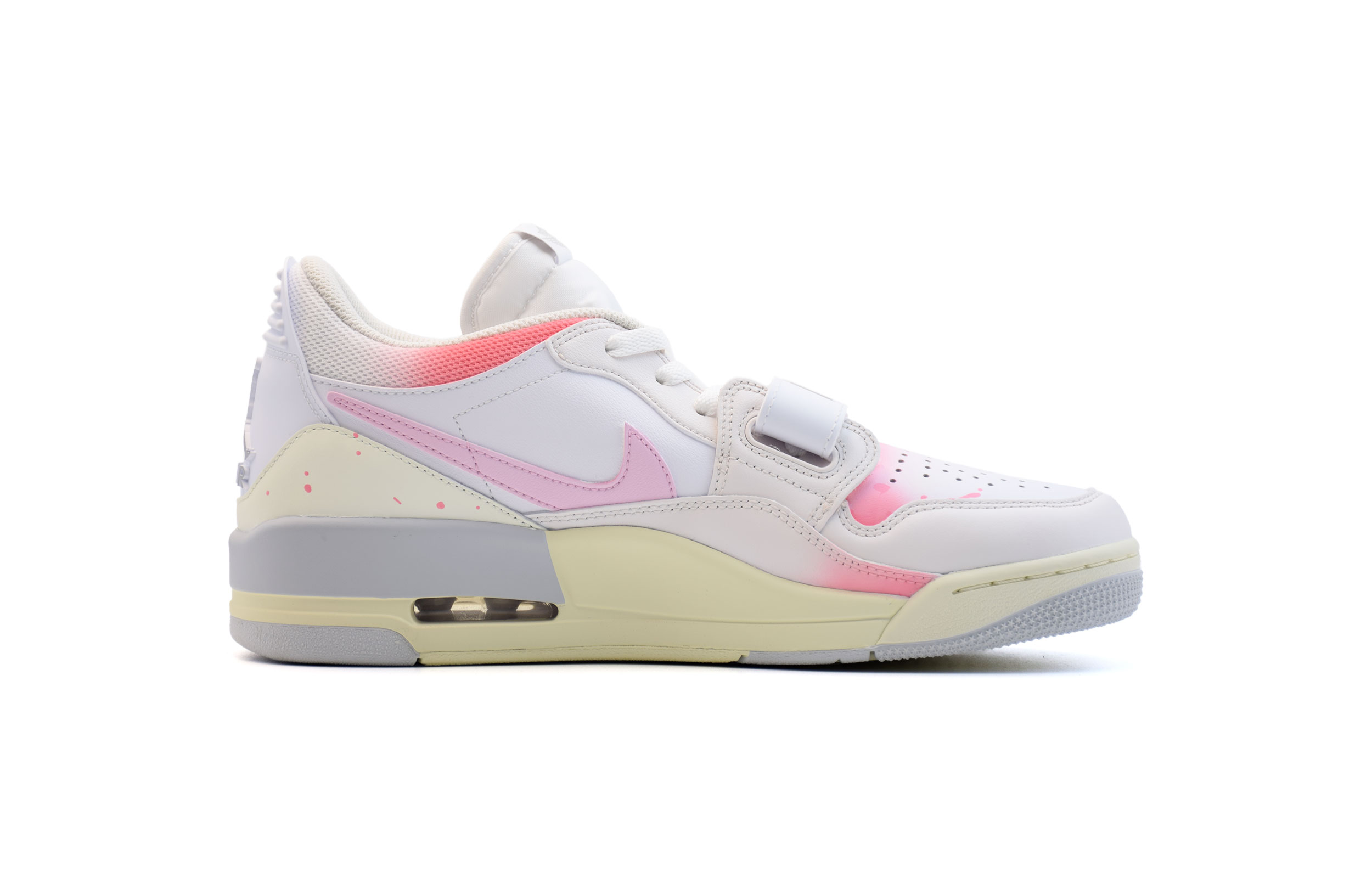 Jordan Legacy 312 101, Powder Love Letter Low top Vintage Basketball Shoes Men’s White Pink