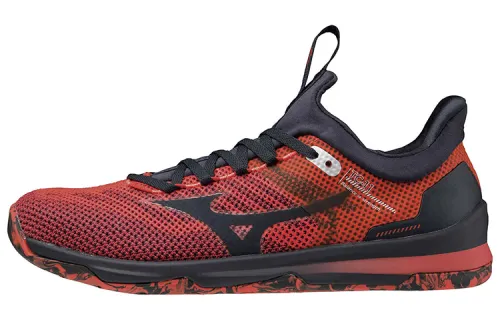 Mizuno Tc 11 Low Tops Training Shoe Red Black