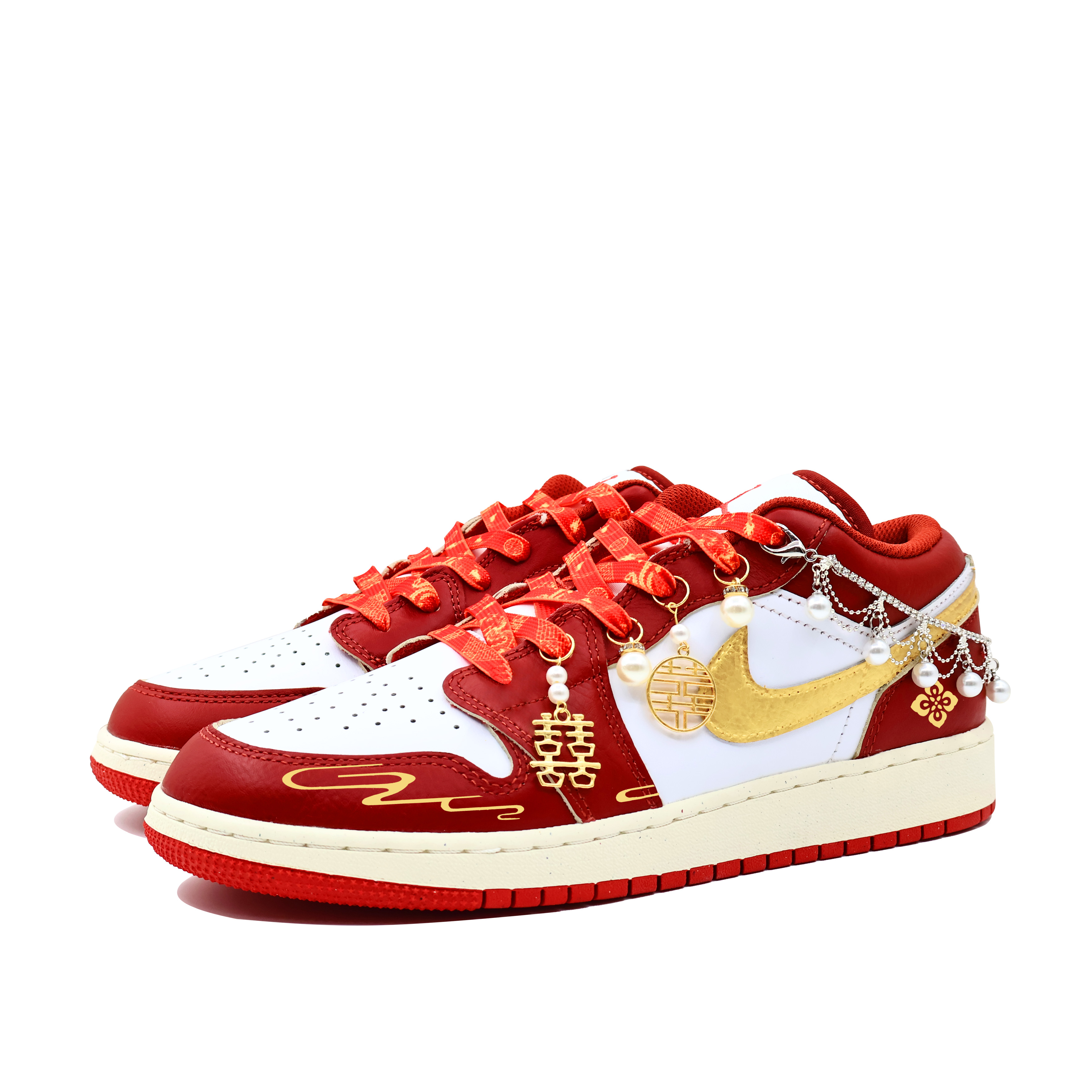 Jordan Air Jordan 1 Vintage Basketball Shoes Women’s Low Top Gold