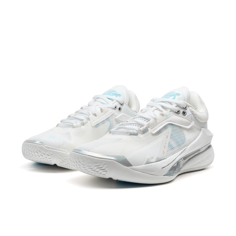 XTEP Spirit Strike PRO Low top Basketball Shoes Men’s Classic White