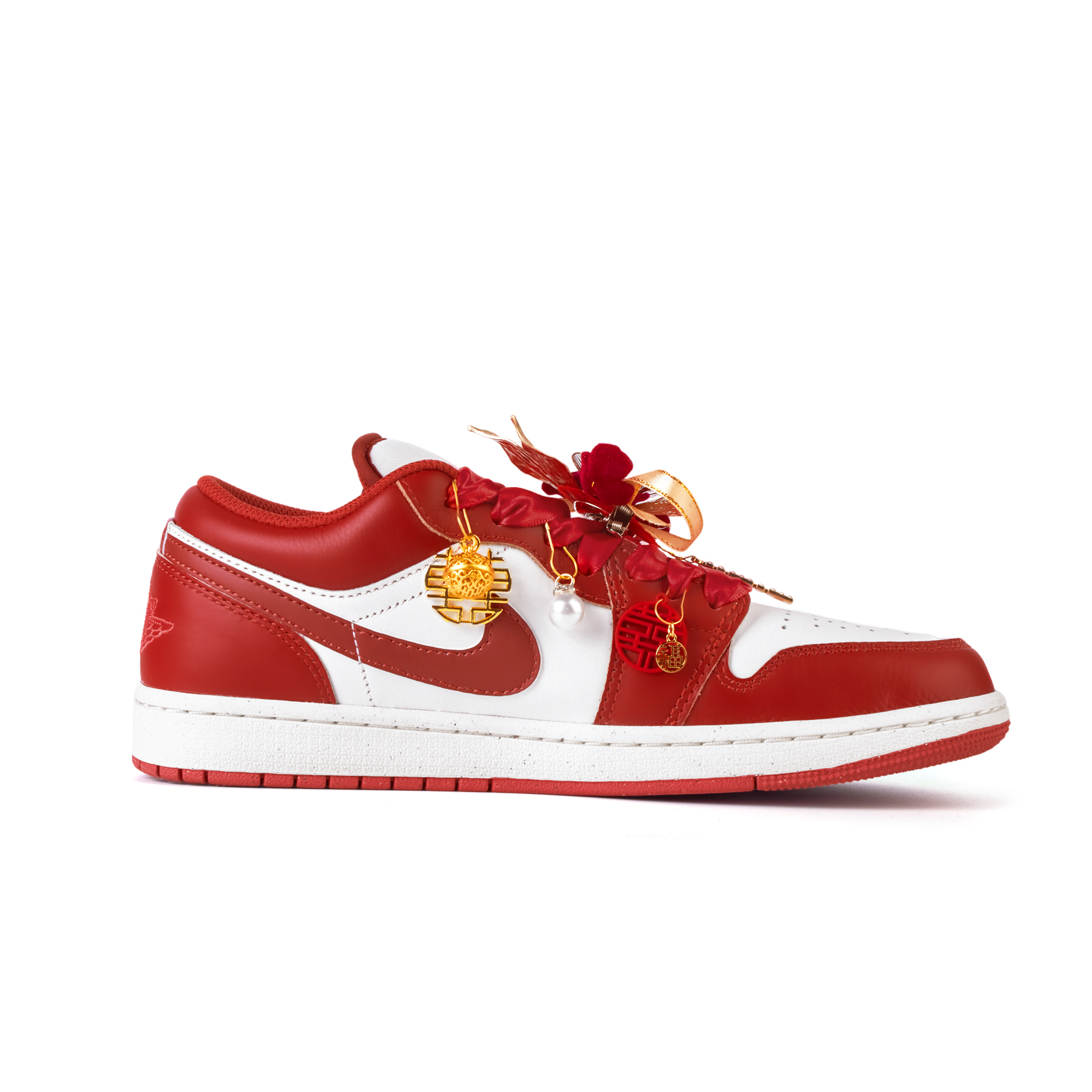 Jordan Air Jordan 1 Love Overflow Slip Resistant Abrasion Resistant Low top Vintage Basketball Shoes Men’s White Red