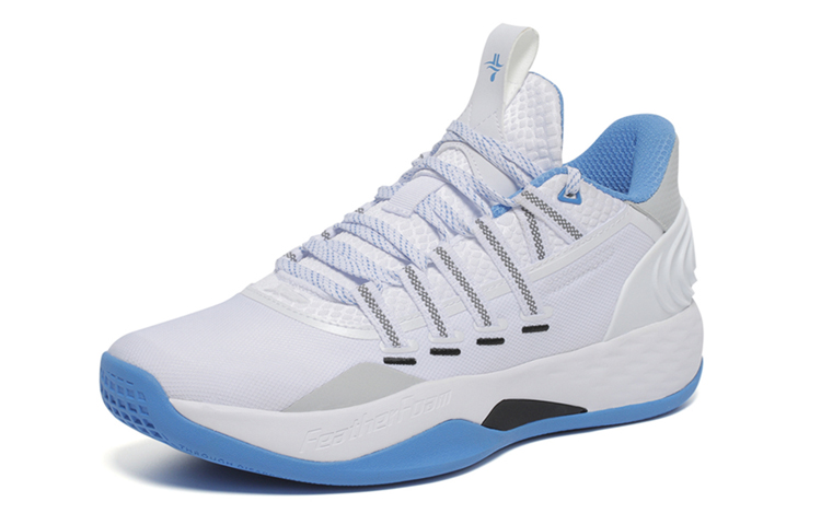 XTEP Performance Basketball Shoes Men’s White Blue