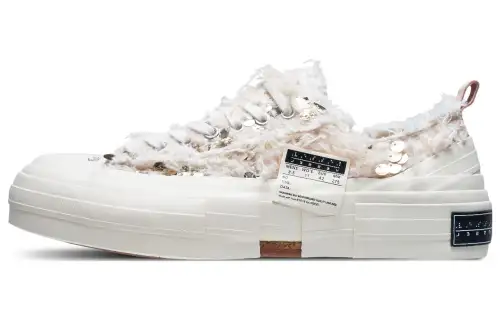 XVESSEL Swan Heart Low top Canvas Shoes Unisex White Gold