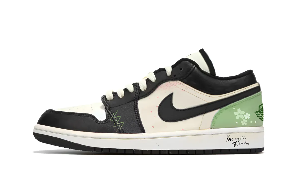 Jordan Air Jordan 1 Cushioning Low top Vintage Basketball Shoes Men's Black