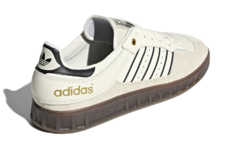 Мужские кеды adidas Oyster Handball Top (бежево-черные) — фото 4