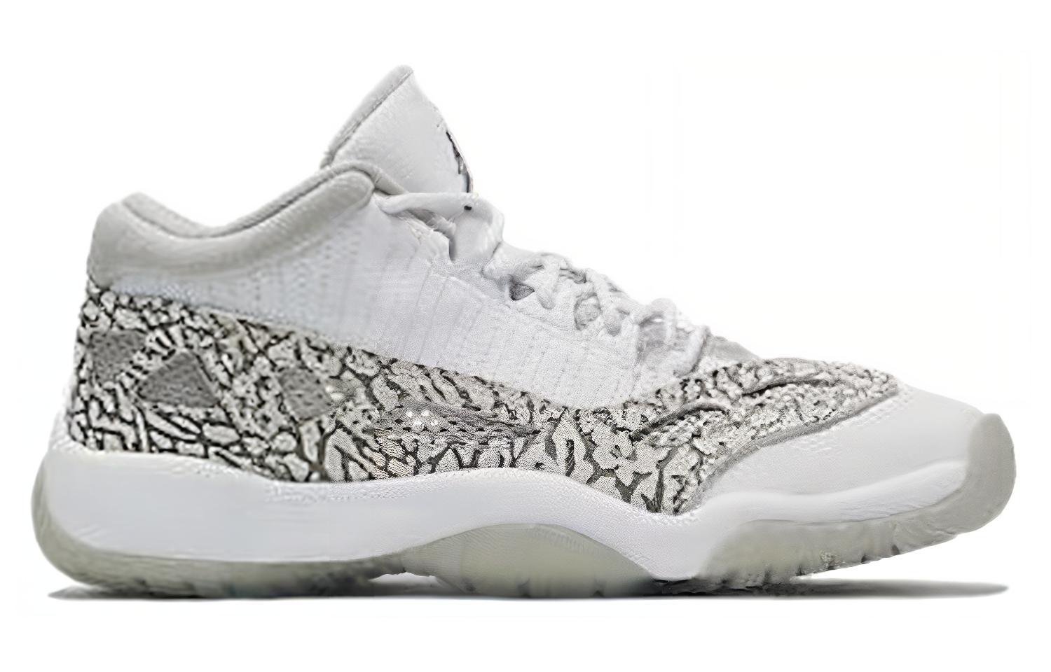 JORDAN 11 Retro Low Ie Cobalt 2015 GS