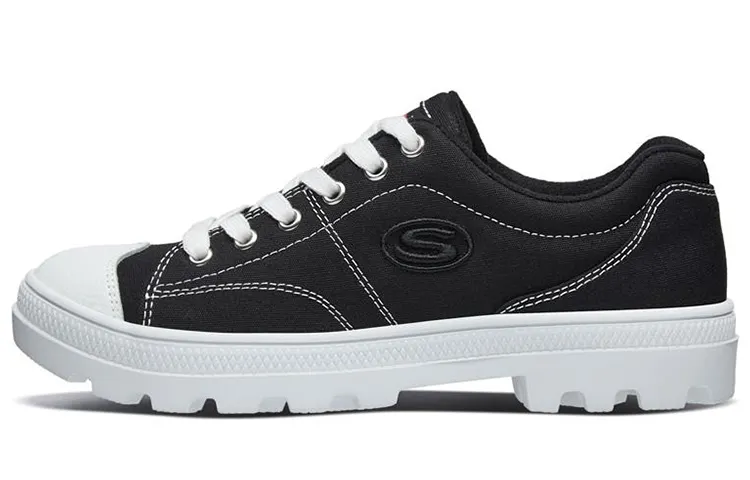 Skechers Roadies Low Top Sneakers Black Women's