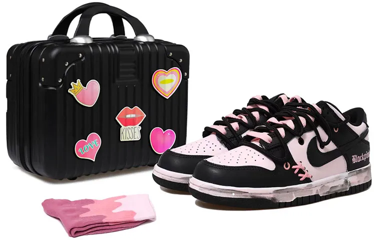 Nike Dunk OKHR Low top Skateboard Shoes GS Black Pink