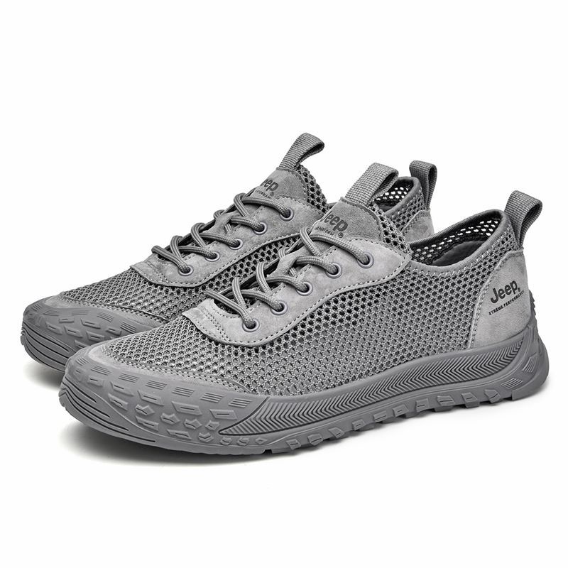 Jeep Mesh Cushioning Abrasion Resistant Lightweight Breathable Slip Resistant Low top Hiking Shoes Men’s