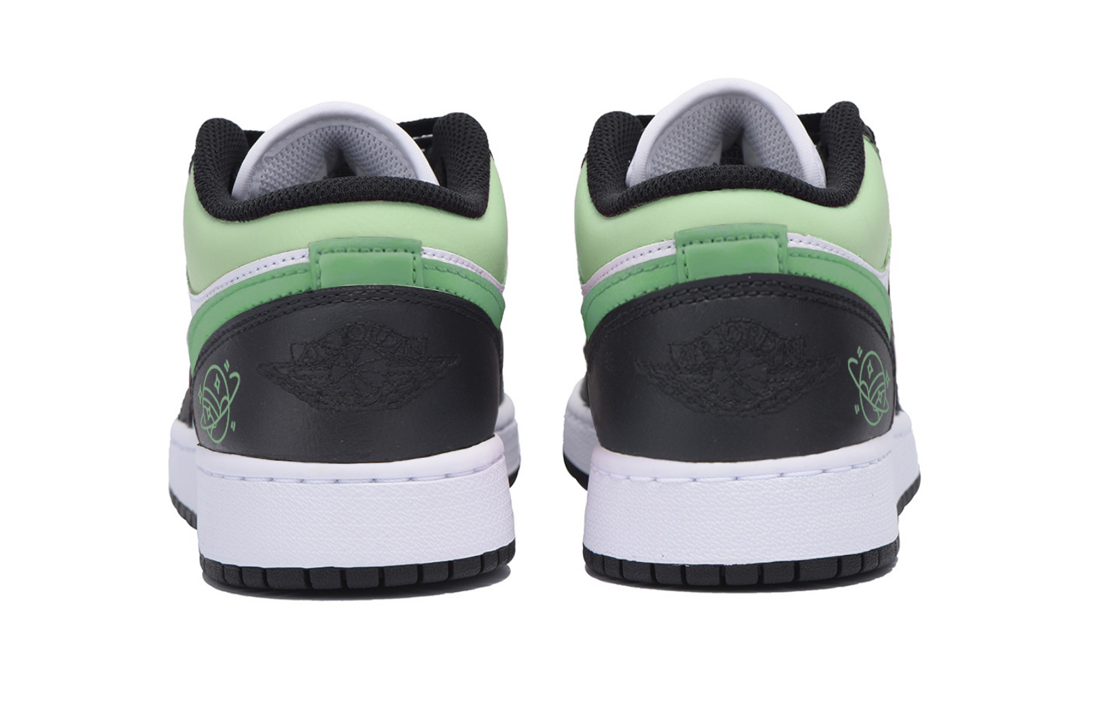 Jordan Air Jordan 1 Abrasion Resistant Slip Resistant Low top Vintage Basketball Shoes Men’s Black White Green