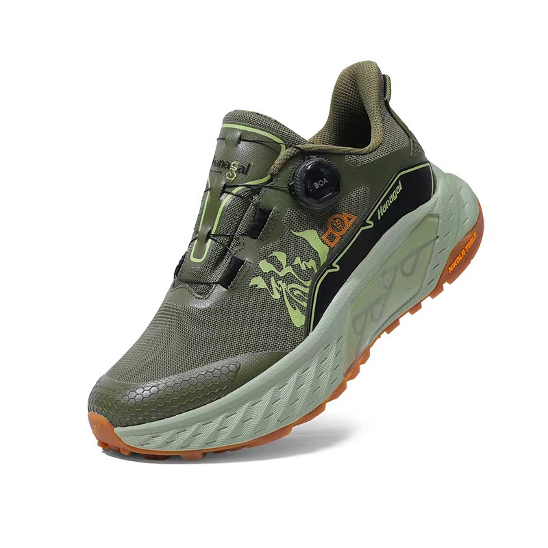 HANGE Lark Cushioning Slip Resistant Breathable Lightweight Height Increasing Low top Hiking Shoes Unisex Green