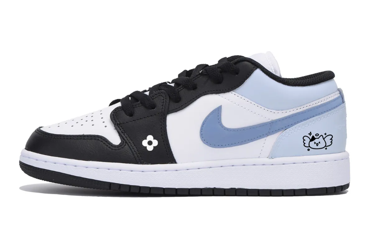 Jordan Air Jordan 1 Urban Chic Style Vintage Low top Vintage Basketball Shoes Men's White Blue