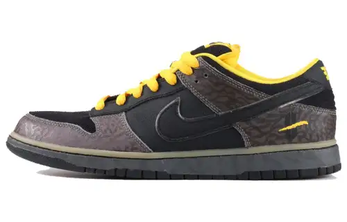 Nike SB Dunk Low Yellow Curb