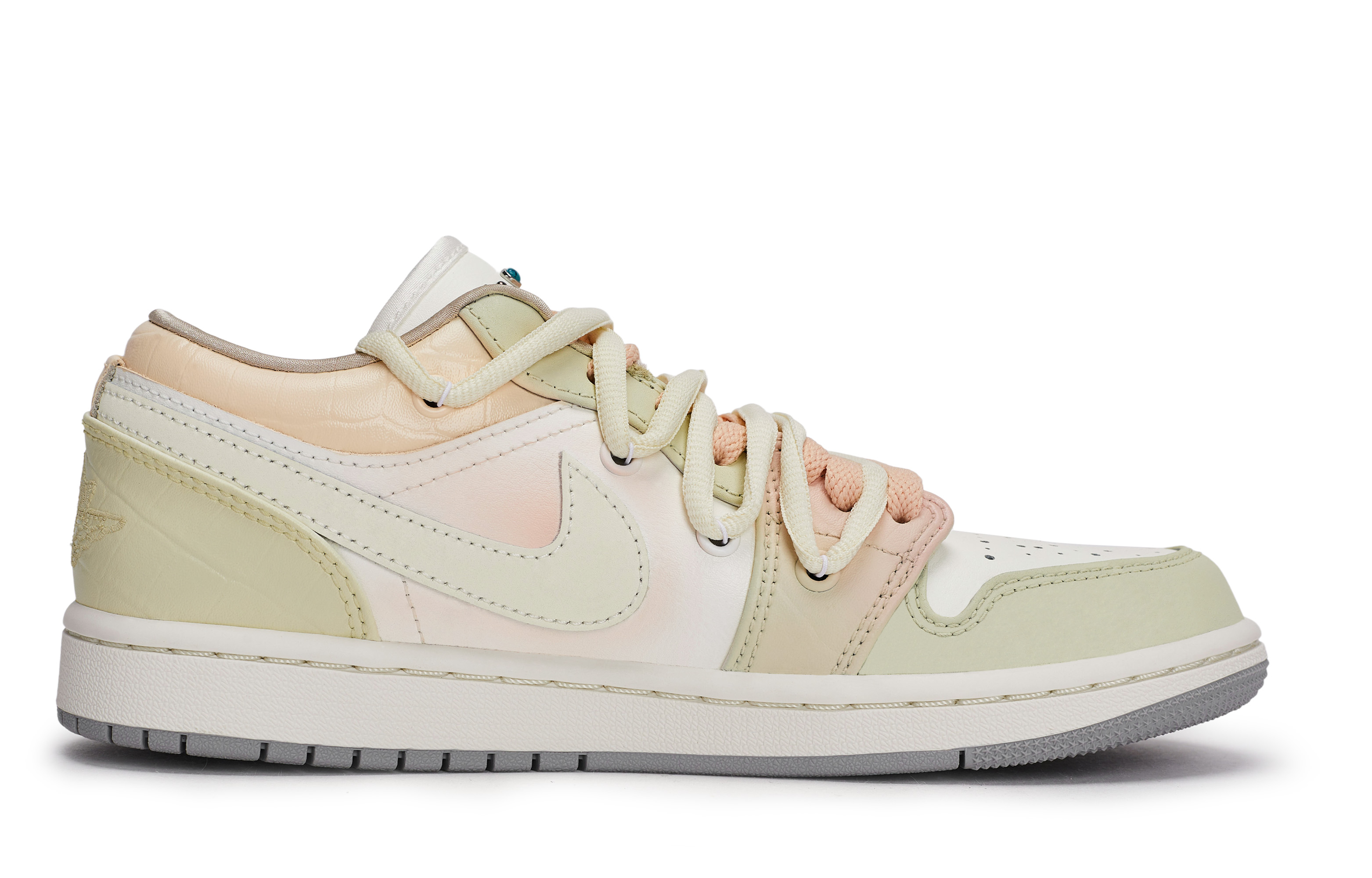 Jordan Air Jordan 1 REGO Hot Dog, Heartfelt Moment Abrasion Resistant Low top Vintage Basketball Shoes Unisex