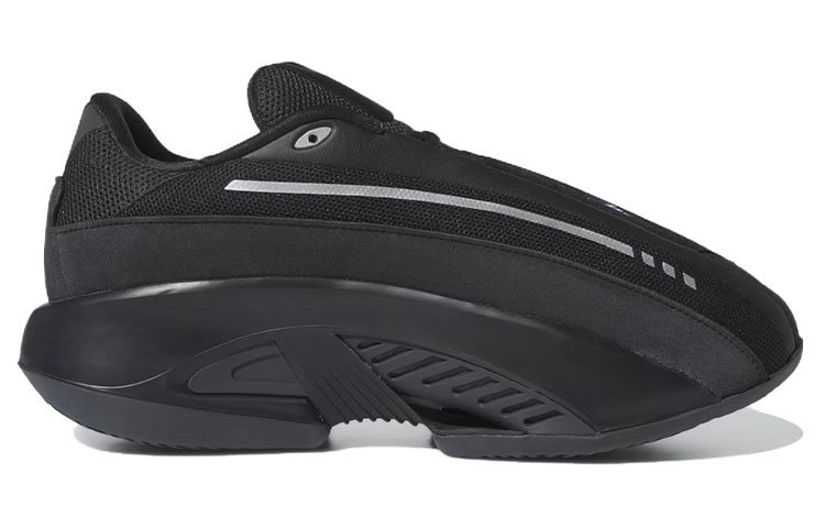 adidas Mad IIInfinity «Core Black»