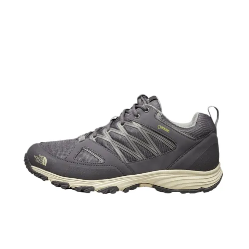 THE NORTH FACE GORE TEX Breathable, Non Slip, And Waterproof Grip Low top Hiking Shoes Men's Gray