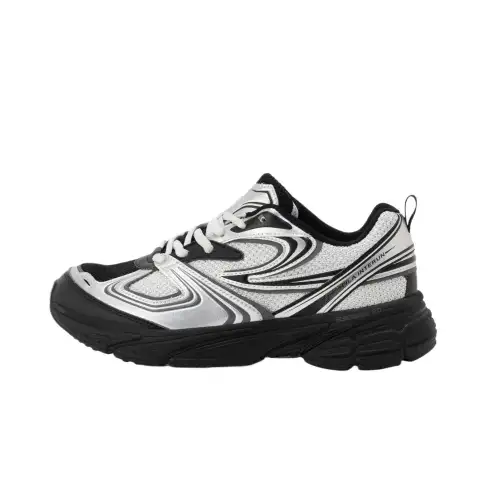FILA INTERUN Low top Training Shoes Unisex Black