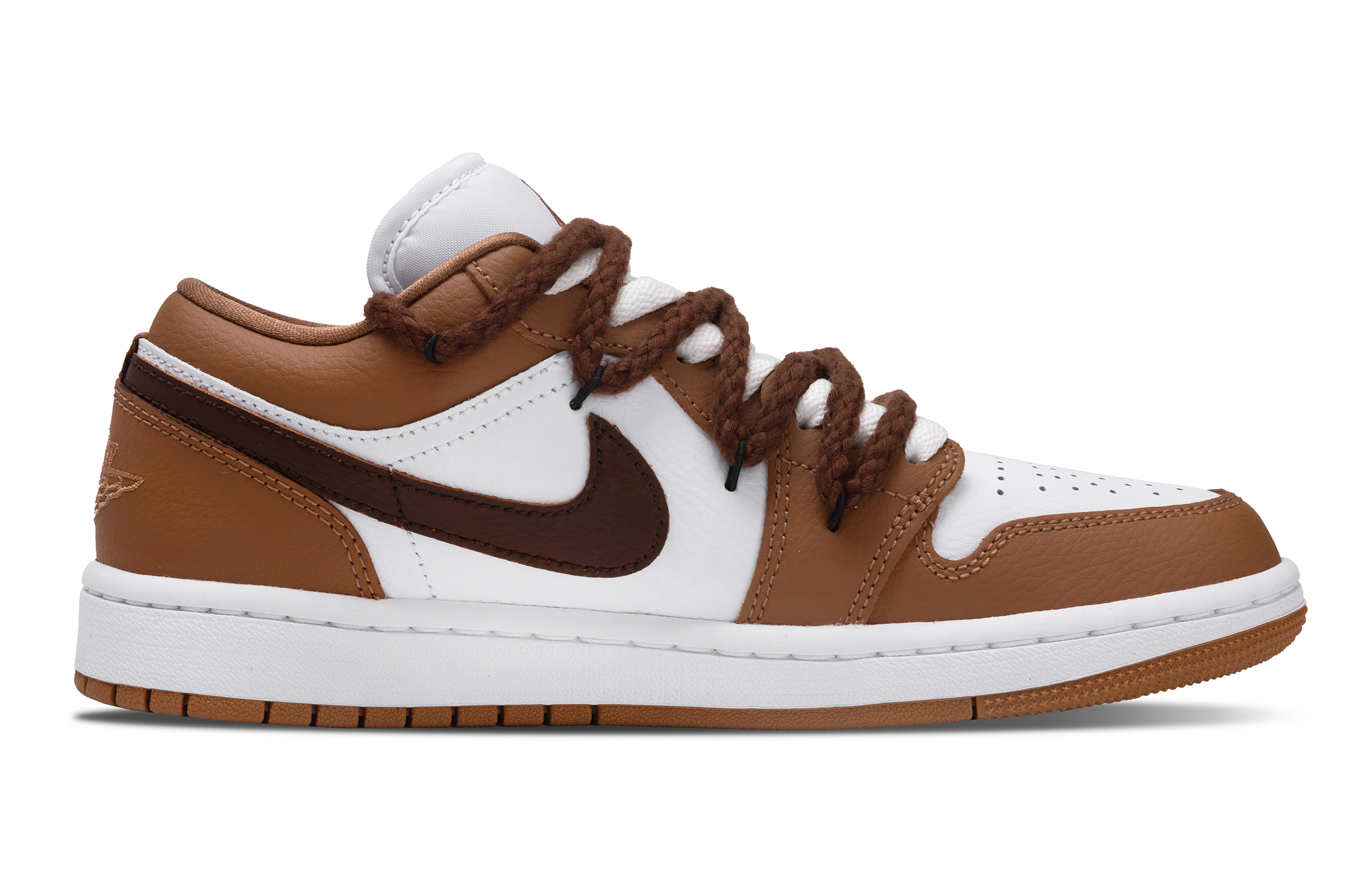 Jordan Air Jordan 1 Mocha Film Slip Resistant Abrasion Resistant Low top Vintage Basketball Shoes Unisex White Brown