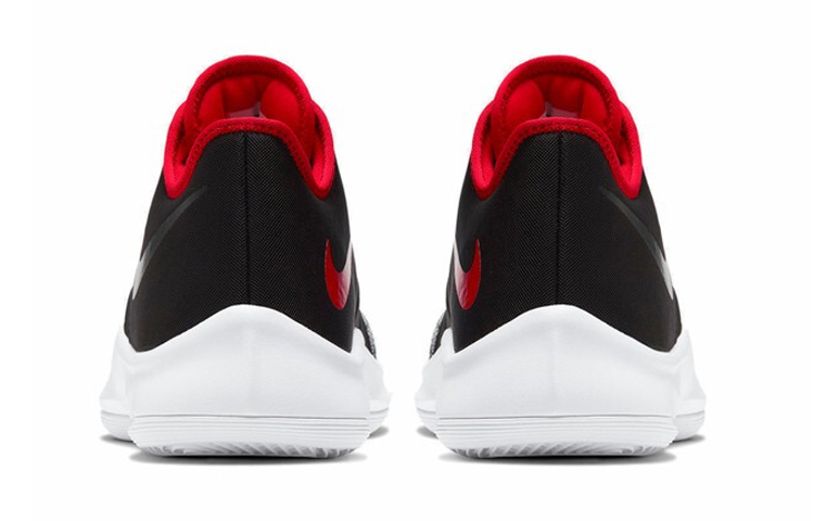 Мужские кроссовки Nike Air Versitile 3 (черный / красный) — Чёрный / красный — фото 5