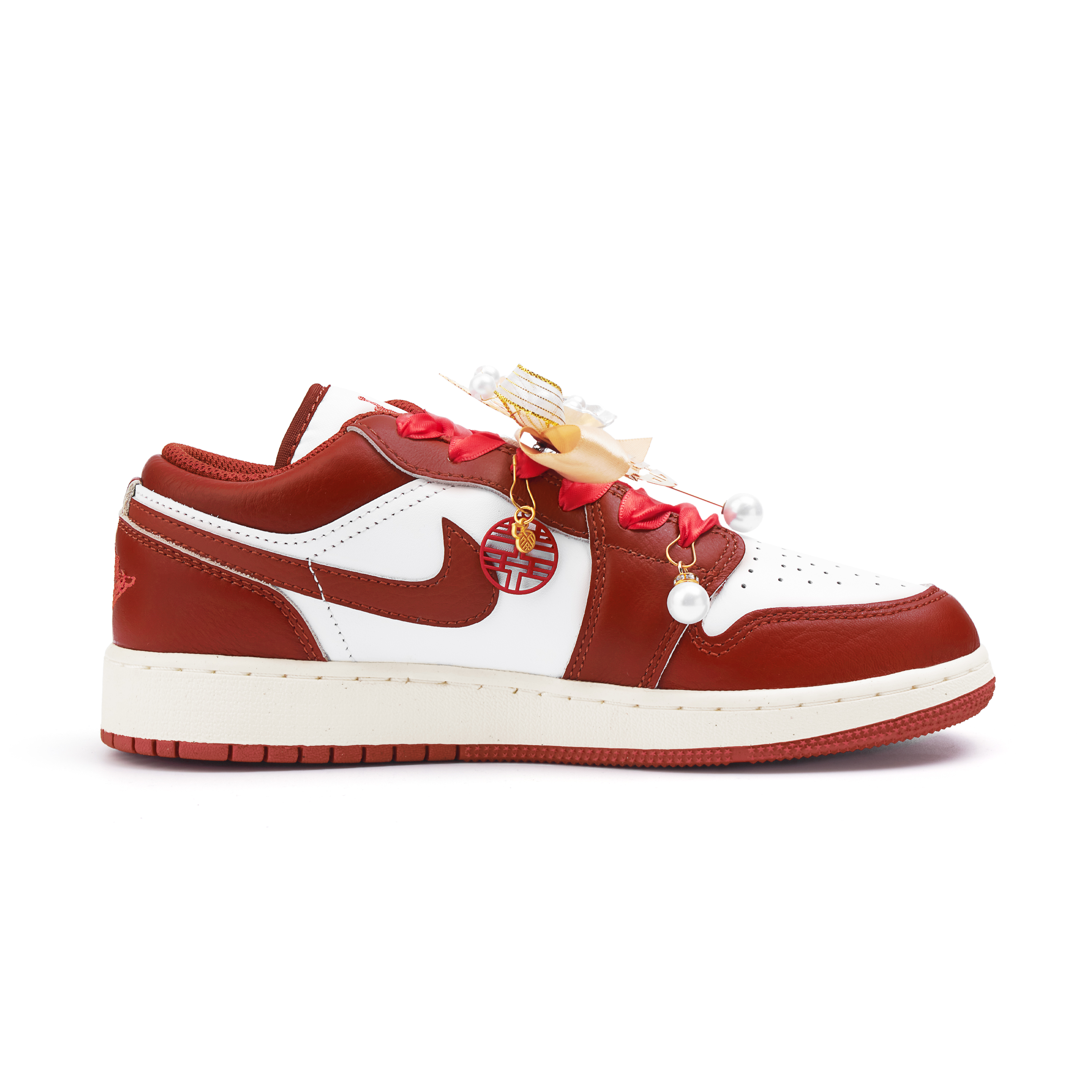 Jordan Air Jordan 1 Slip Resistant Abrasion Resistant Low top Vintage Basketball Shoes Women’s Red