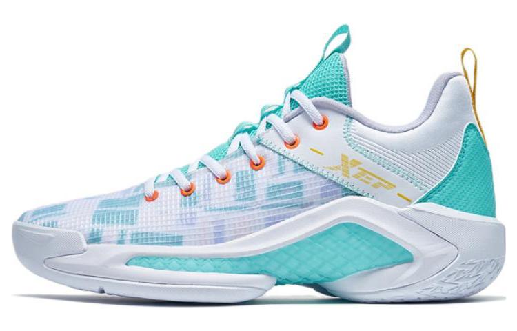 XTEP Low top Basketball Shoes Men’s White Green