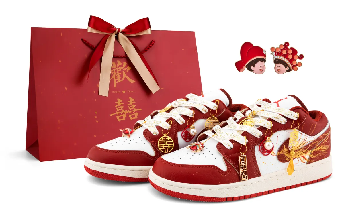 Jordan Air Jordan 1 Non slip Lightweight Low top Vintage Basketball Shoes Unisex Red