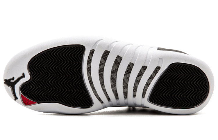 Мужские кроссовки Jordan Air Jordan 12 Retro Low Playoffs (черно-белые) — 黑/大学红/白/金属银 — фото 5