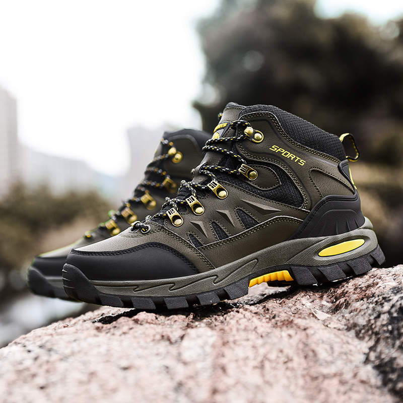 BIANSULONG Cushioning Abrasion Resistant Coverage High top Mountaineering Shoes Men’s Army Green