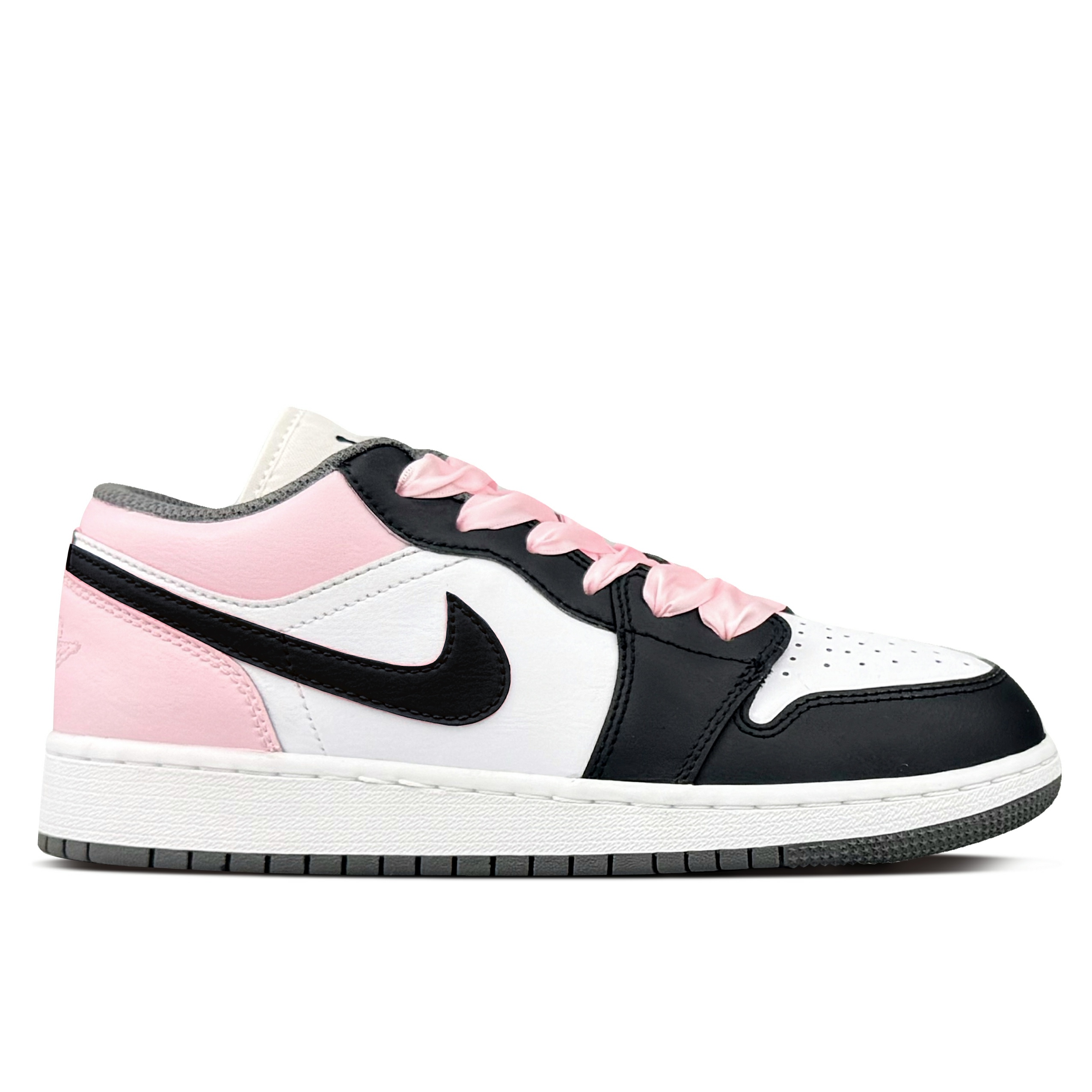 Jordan Air Jordan 1 Abrasion Resistant Abrasion Resistant Low top Vintage Basketball Shoes Women’s Strawberry Pink