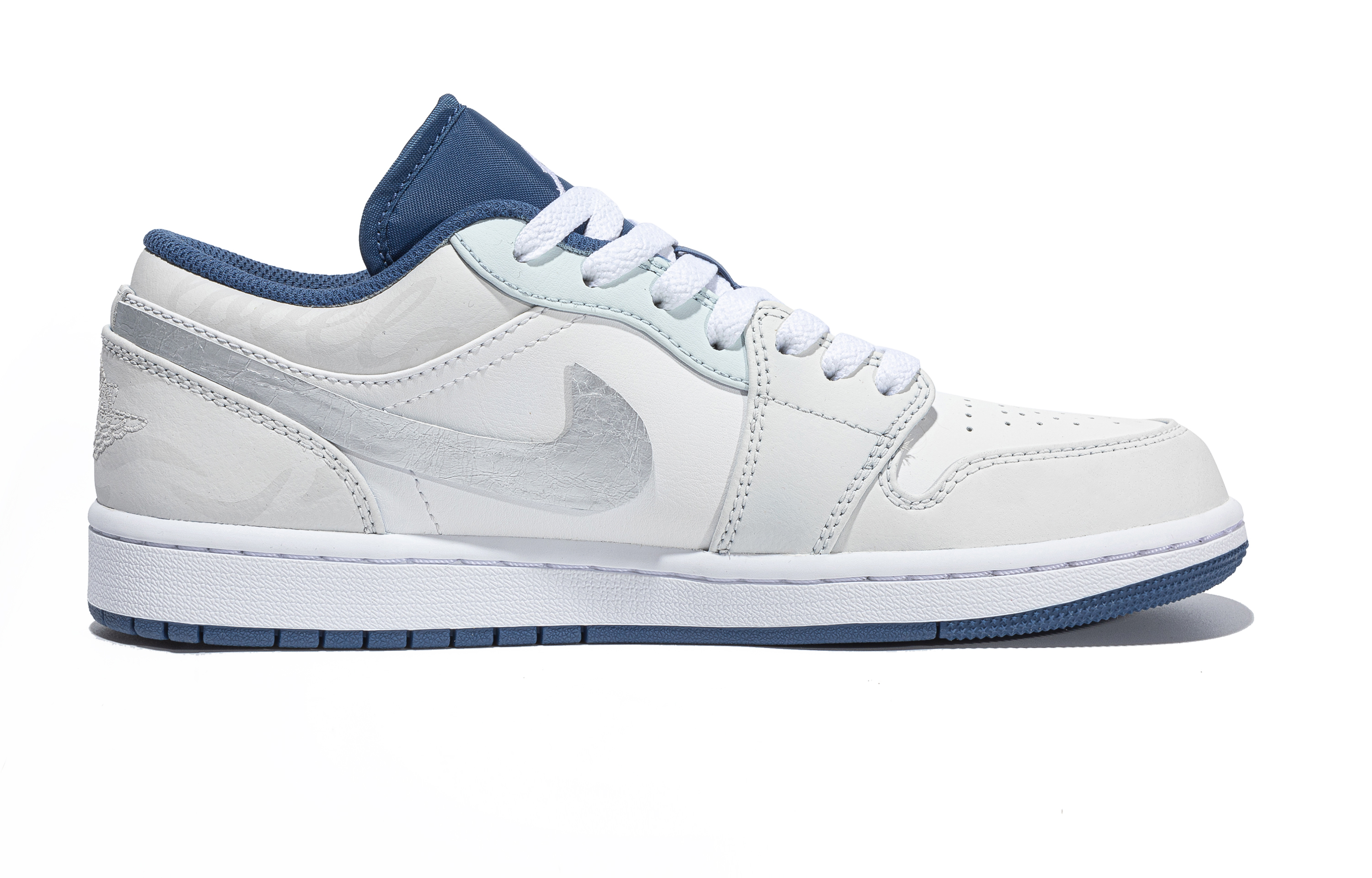 Jordan Air Jordan 1 Ice Blue Maris Sal CNY Year Of The Snake Low top Vintage Basketball Shoes Men’s Blue White Silver