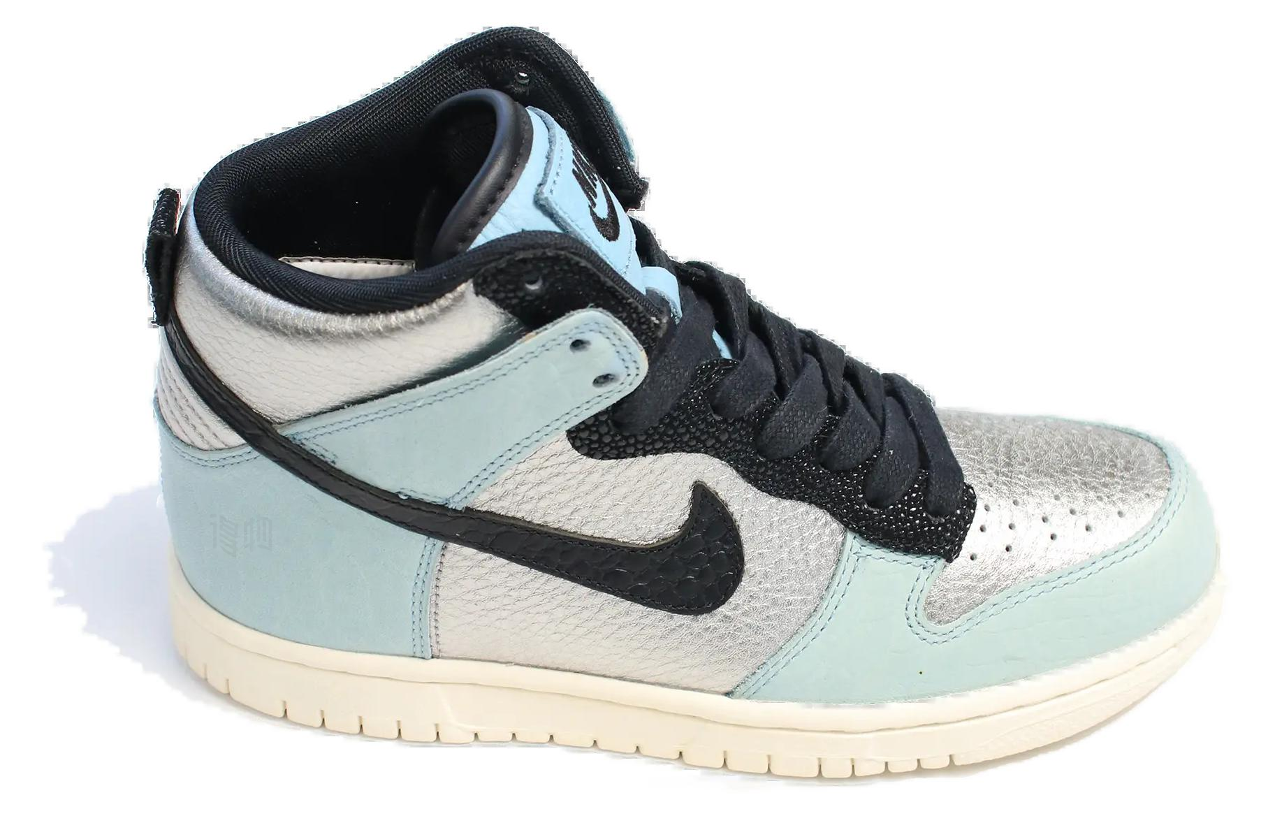 Женские кеды Nike Dunk High LX (сине-серебряные) — фото 2