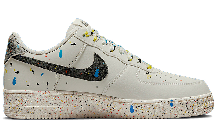 Кроссовки Nike Air Force 1 '07 LV8 (бежевый) — фото 2
