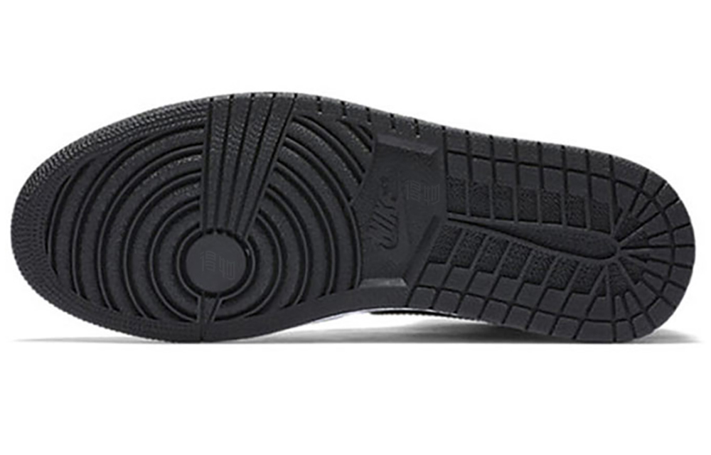 Кроссовки Jordan Air Jordan 1 Retro "Black Patent" (черные) — Чёрный / чёрный / тёмно-серый / белый — фото 5