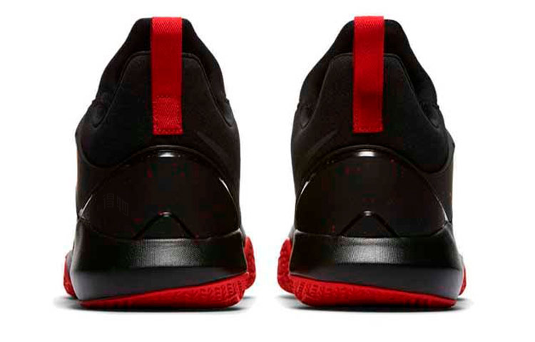 Мужские кроссовки Nike Zoom Shift Zoom Shift XDR (черно-красные) — Чёрный / красный — фото 4