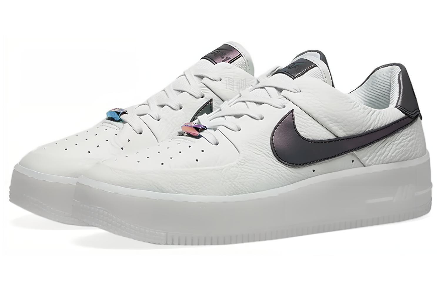 Женские кроссовки Nike Air Force 1 (белые) — фото 3