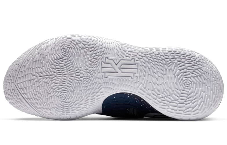 Кроссовки Nike Kyrie Low 3 (бело-синие) — фото 6
