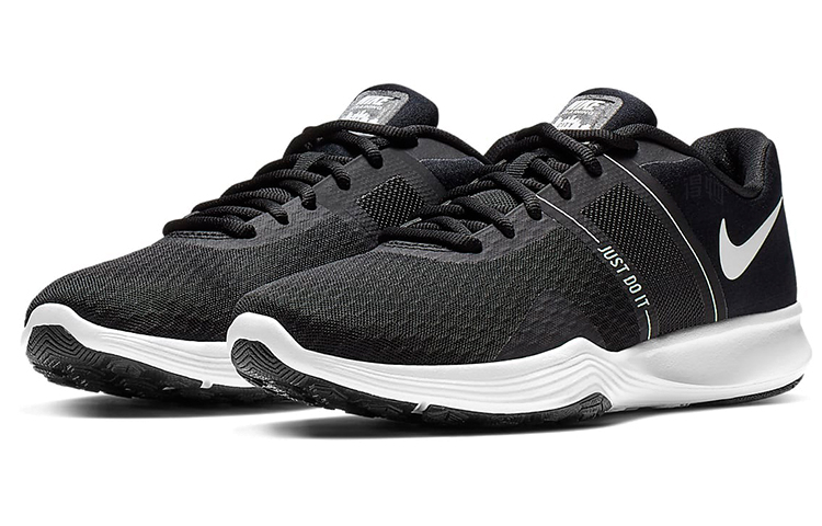 Женские кроссовки Nike City Trainer 2 (черно-белые) — фото 3
