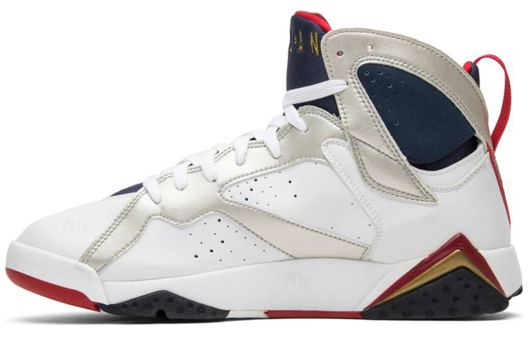 Мужские кроссовки Jordan Air Jordan 7 Retro Olympic 2012 (бело-коричневые) — 白/金属黄金/黑曜石/大红 — фото 2