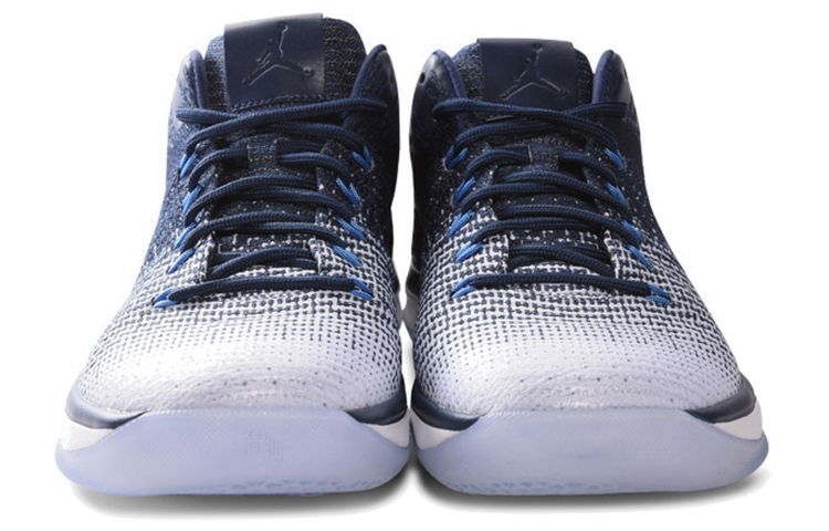 Мужские кроссовки Jordan Air Jordan 31 Low Midnight Navy (сине-белые) — фото 2
