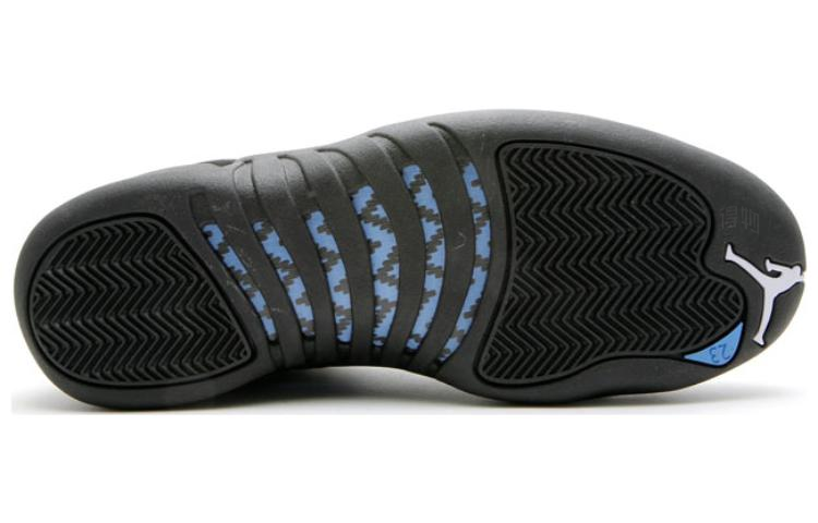 Мужские кроссовки Jordan Air Jordan 12 Retro Nubuck (2009) (черно-синие) — 黑/白/大学蓝 — фото 5